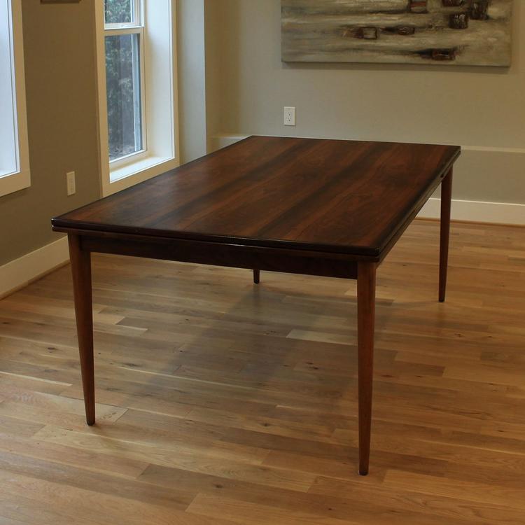 Niels O. Mller Danish Rosewood Expanding Dining Table