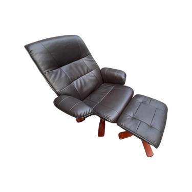 Chocolate Brown Vinyl Artiss Recliner Lounge Chair and Ottoman with Wooden Base