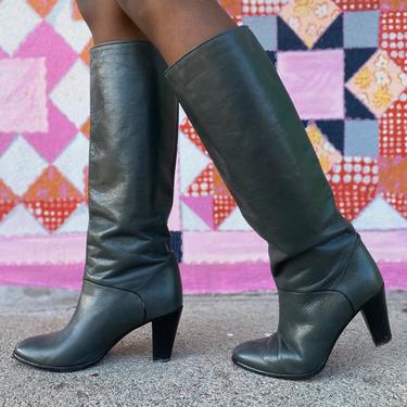 Taupe Grey Heeled 70's Boots