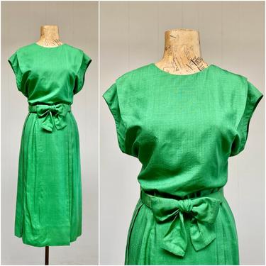 Vintage 1960s Kelly Green Silk Cocktail Dress, 60s Emerald Wiggle Dress with Open Back by Helga for Bullocks Wilshire, Medium 