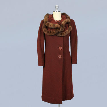 1930s Coat / 30s Winter Coat / Fur Collar / Art Deco Plastic Buckle 