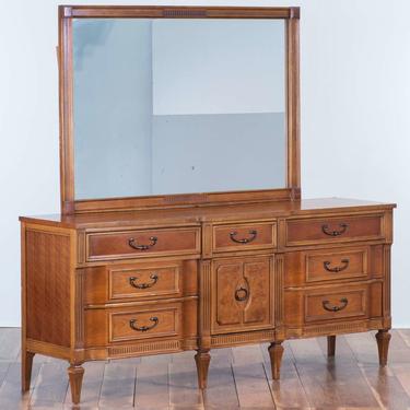 Bassett Cherry Federal Style Dresser W Mirror