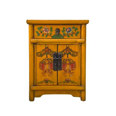 Chinese Distressed Mango Yellow Fishes Graphic End Table Nightstand cs7186E 