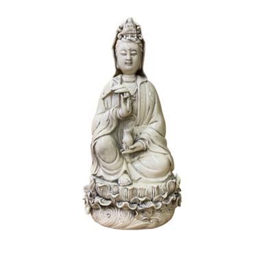 Small Vintage Finish Off White Ivory Color Porcelain Kwan Yin Statue ws1583E 