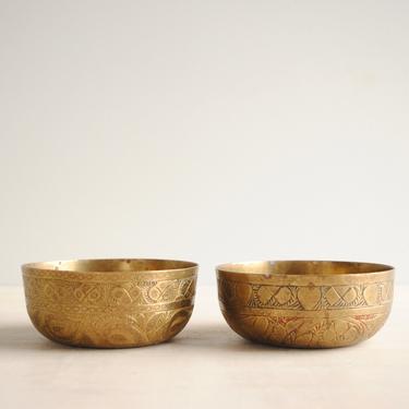 Vintage Hand Incised Brass Bowl Set, Small Brass Bowls from India, Prayer Bowls 