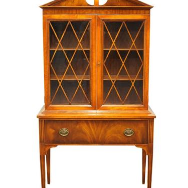 ROCKFORD SUPERIOR FURNITURE Co. Solid Mahogany Duncan Phyfe Style 38" Pediment Curio Cabinet 550 