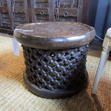WOODEN DRUM ACCENT TABLE