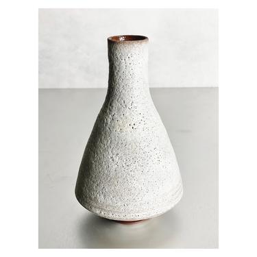 SHIPS NOW- Rustic Modern White Bud Vase - modern farmhouse minimal textural vase for flowers sara paloma pottery.  volcanic lava glaze 