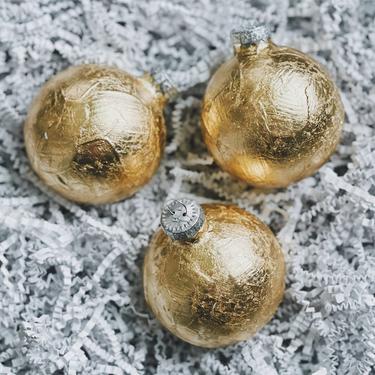 Textured Gold Leaf Traditional Round Glass Ornament