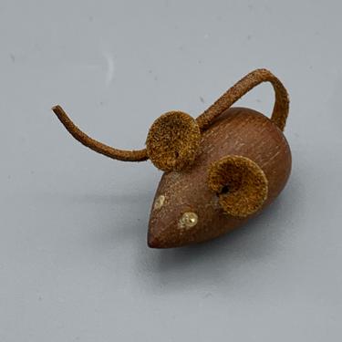 Tiny Teak Mouse Made in Denmark 