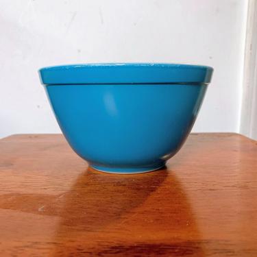 Vintage Pyrex Primary Blue Round Mixing Bowl 401 