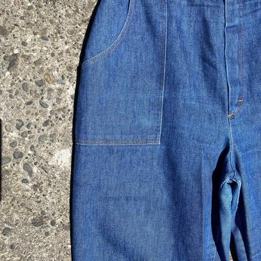 70’s Vintage denim jeans~ high waisted mom jeans~ 1970’s boho hipster~ top stitching wide leg pants~size 30”-32” waist 