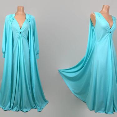 VINTAGE 60s Robin Egg Blue Nylon Cape Back Peignoir Set By Deena Styled in California | Retro Nylon Gown and Robe | Wedding Bridal Lingerie 
