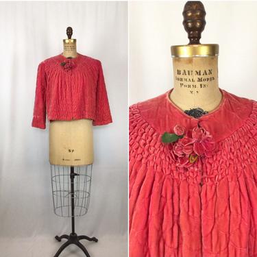 Vintage 30s bed jacket | Vintage lipstick pink velvet bed jacket | 1930s quilted lingerie bed coat 