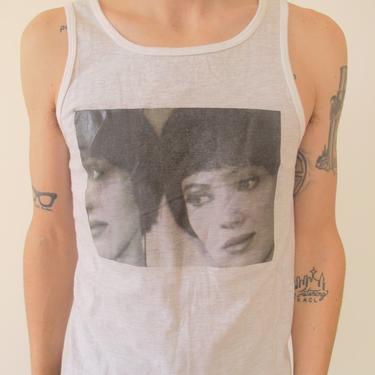 s/m marc jacobs black & white cinema shirt on light grey marc by marc jacobs tank top - size mens small s - size womens medium m - grey 