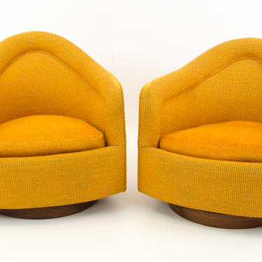 Milo Baughman Orange Tweed Lounge Chairs
