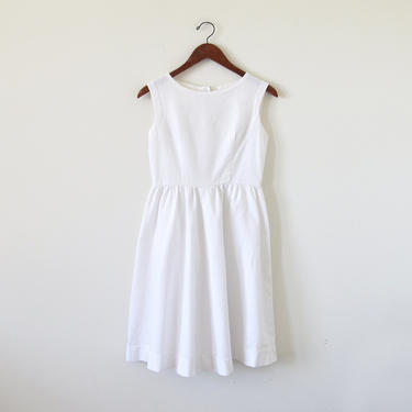 1960s simply white dress / vintage day dress / Small 