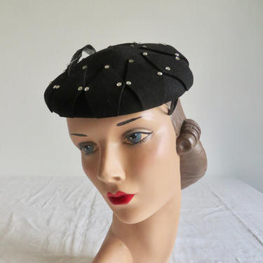 Vintage 1940's Black Felt Mini Hat with Rhinestone and Feather Trim Du Barry 40's Millinery 
