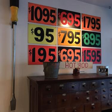 Used Car Pricing Boards