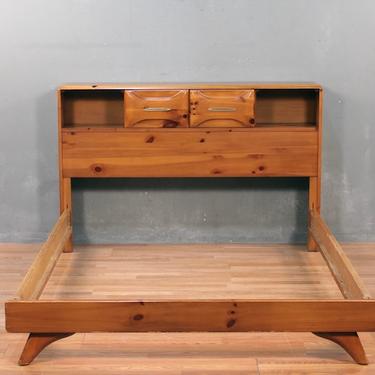 Franklin Shockey Pine Full Size Complete Bed with Storage – ONLINE ONLY