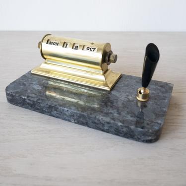 Stone &amp; Brass Calendar &amp; Pen Holder