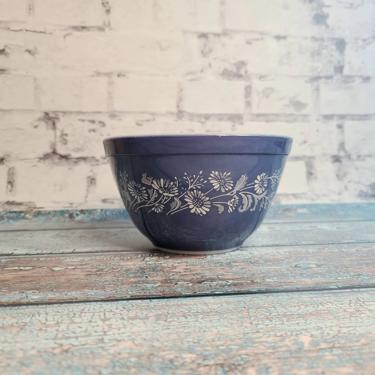 Blue Colonial Mist Pyrex, 401, Vintage Nesting Bowl, Retro Kitsch Kitchen, Blue Pyrex USA, Gift For Her, Kitschy Gift 