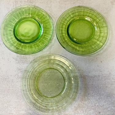 Five Art Deco Uranium Glass Dessert Plates