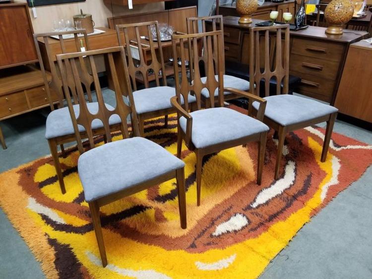 Set of six Mid-Century Modern walnut dining chairs from the Brasilia collection by Broyhill