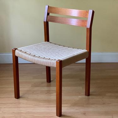 ONE Moller Chair in in Teak and new Danish Paper Cord, desk chair, bedroom chair 