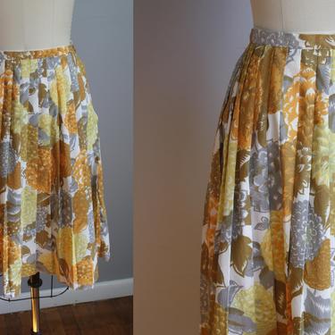 1950s Skirt // Marigold Print // Small 