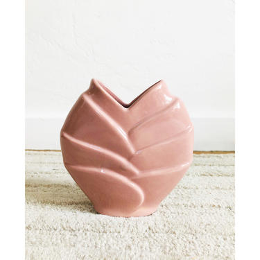 Vintage 80s Modern Blush Pink Flower Shaped Vase 