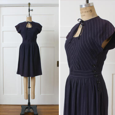 vintage late 1930s 1940s wool dress • plum &amp; gray striped wool flannel short sleeve day dress 