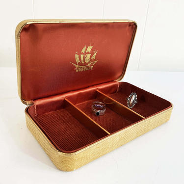 Vintage Travel Jewelry Box Velvet Earring Ring Case Burgundy Red Gold Beige Hard Clamshell Nautical Necklace Earrings Vanity Storage Ship 