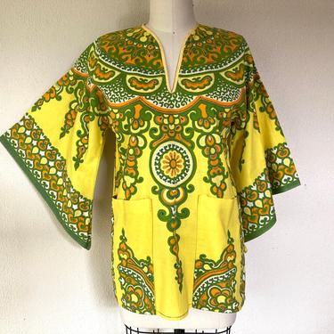 1970s Yellow angel sleeved dashiki shirt 