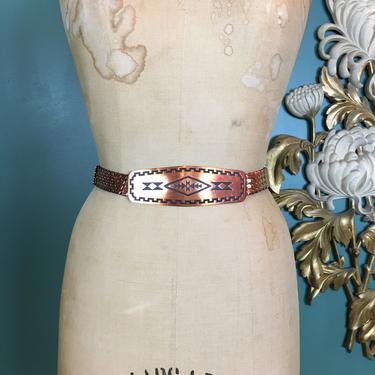 1970s belt, fish scale belt, copper belt, stretchy, vintage belt, southwestern style, size medium, metallic, metal, Mexican style, 26-29 