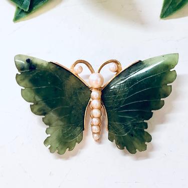 Vintage Brooch, Butterfly Brooch, Gold Toned Brooch, Butterfly Jewelry, Vintage Jewelry, Faux Pearl Brooch, Green Jade, Jade Jewelry, Pin 