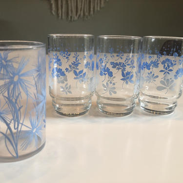 Set of 4 Swanky Swigs Juice Glasses Blue Flowers 