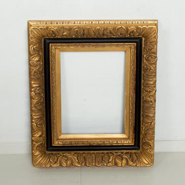 Vintage Regency Elegant Gold Wood Frame with Ornamentation Gilt Trim 