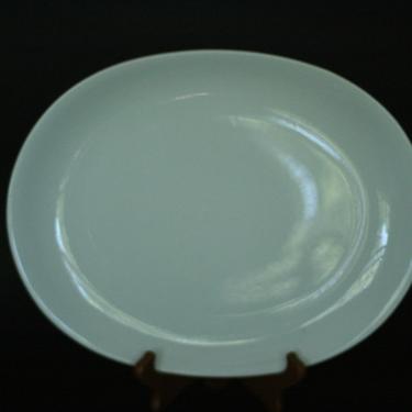 vintage johnson bros oval white ironstone platter snowhite pattern made in england 