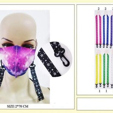 Face mask Holder, Women's Face Mask holder, Men's Face mask holder, retro star print face mask holder black white red face mask lanyards 