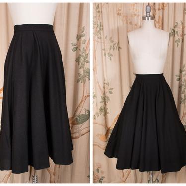 1950s Wool Skirt - Vintage 50s Full Cut Skirt in Heathered Dark Brown and Black 