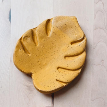Mustard Yellow Monstera Leaf Ceramic Stoneware Handmade Soap Dish 