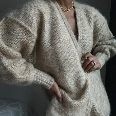 vintage essential fuzzy textured long hair mohair sweater 