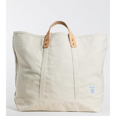 Large East West Tote Natural