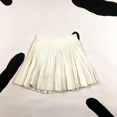 40s Cream Colored Tennis Skirt / Skort / Shorts / Metal Zipper / 1940s / 50s / Neutral / Bloomers / Vintage Athletic / Pleated / Small / Gym 