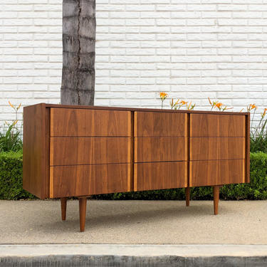 Mid Century Modern Dresser by Hooker Furniture Co. 