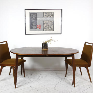 Vintage mcm oval walnut dining table with 2 extension leafs | Free delivery in NYC and Hudson 