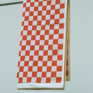 Baina Josephine Checkered Hand Towel in Paloma Sun + Ecru