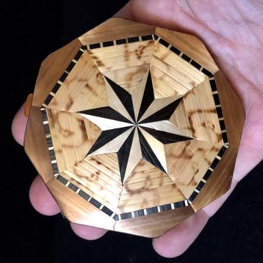 Vintage Octagonal Basket Weave Wood and Bamboo Compact Inlaid Marquetry 