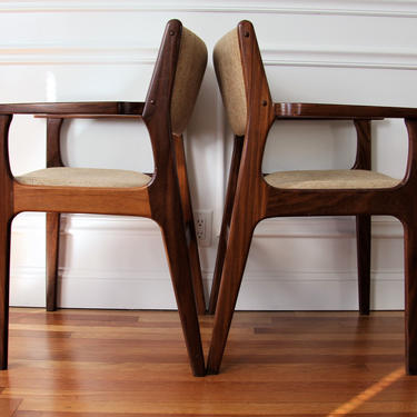 Mid Century Modern Walnut Gunlocke Style Arm Chairs S/2 